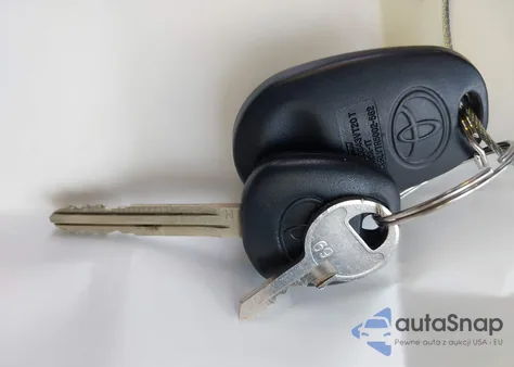 2018 Toyota Sienna Le 8 Passenger from USA, damaged, VIN 5TDKZ3DC2JS917041